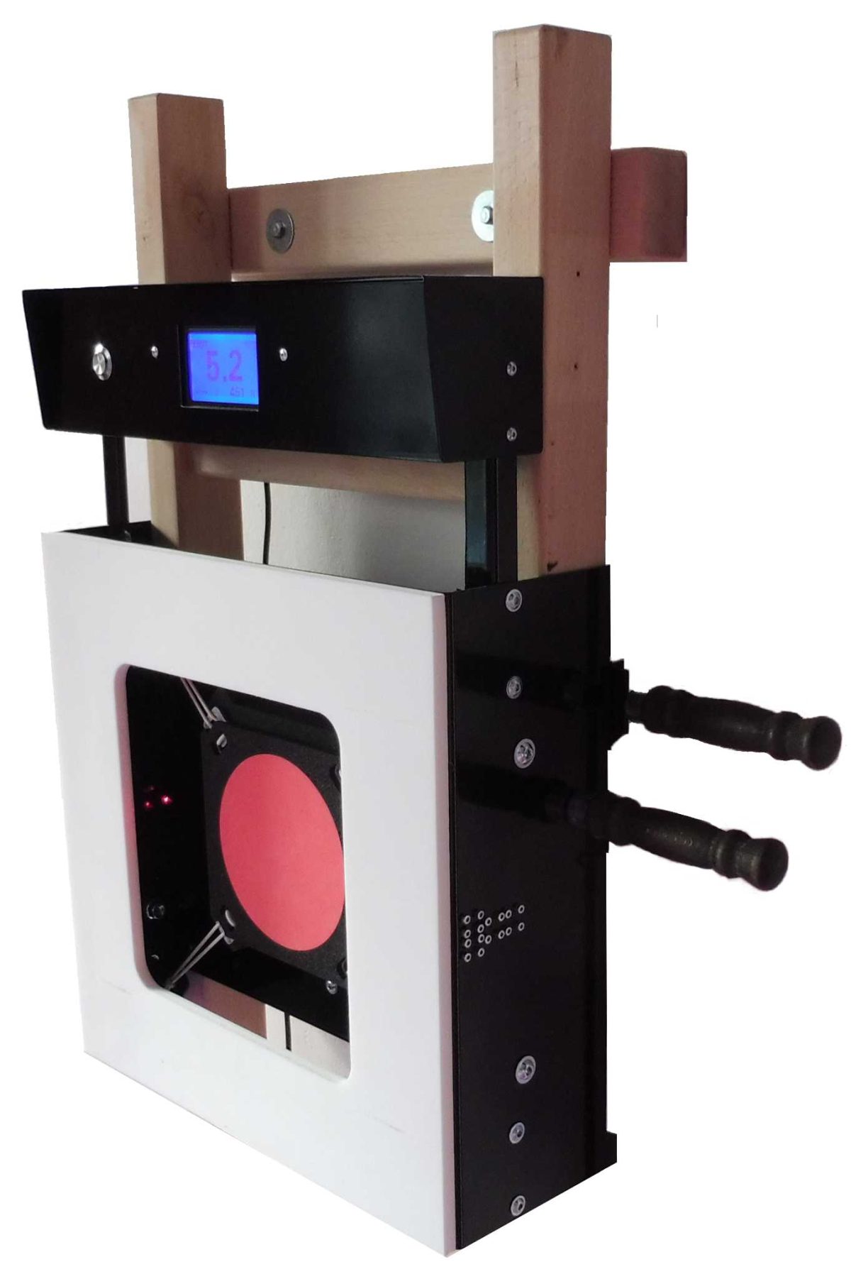 Analyzátor rychlosti úderu pěstí