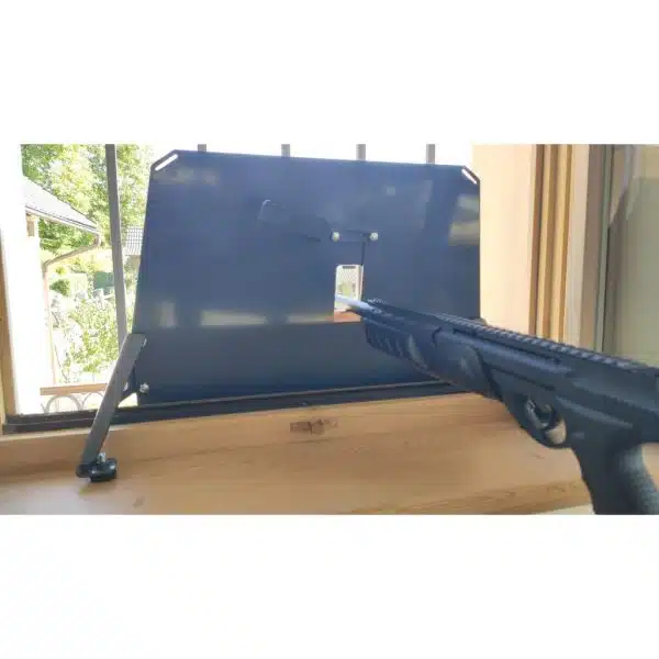 Neprůstřelný štít / střílna - T