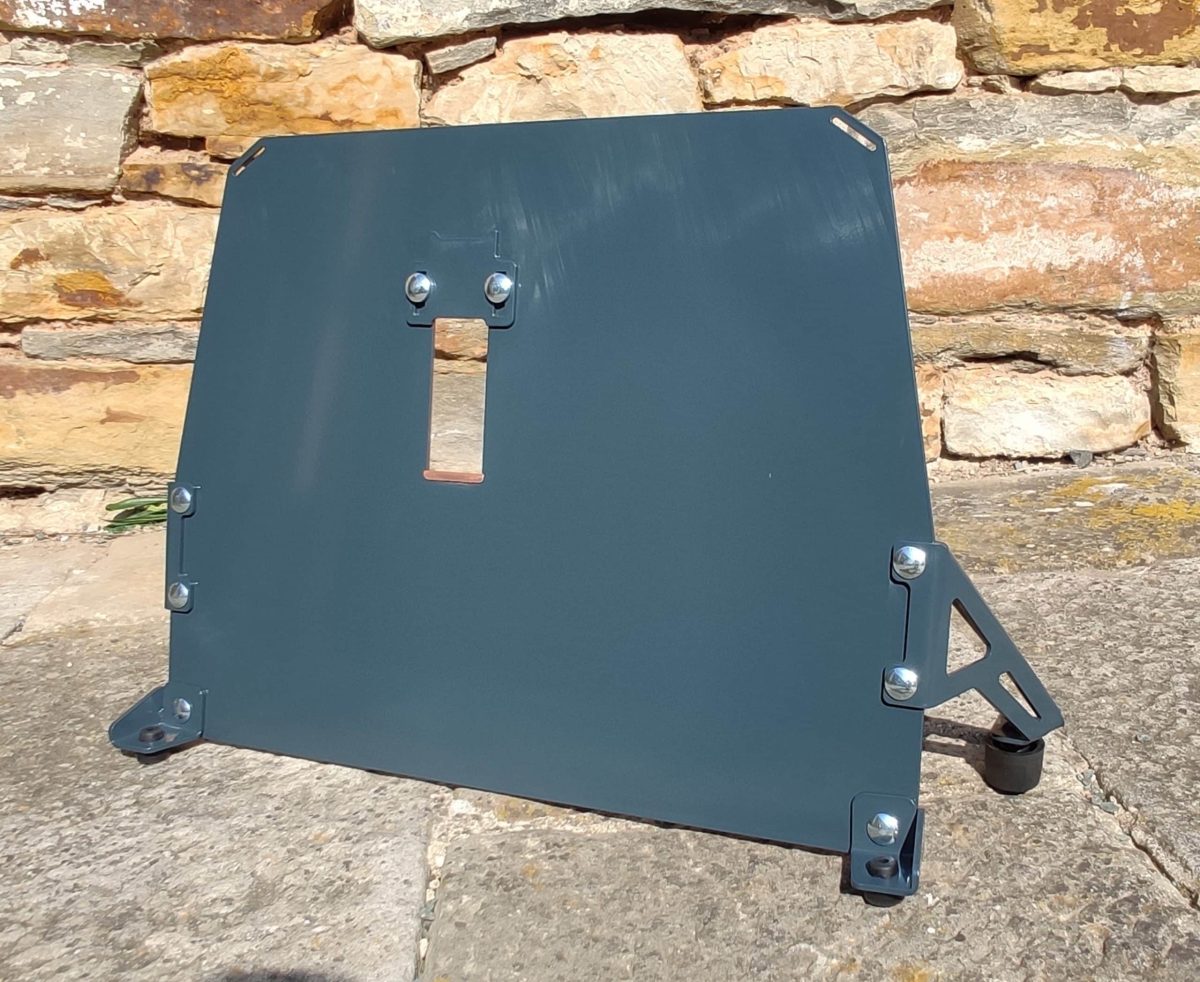 Neprůstřelný štít / střílna - T