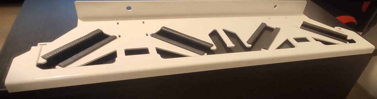 Zamykatelný držák lyží 4+