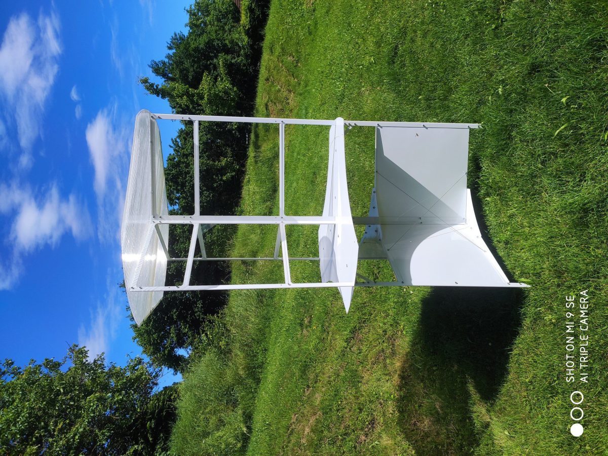 Výrobky seriové výroby - svítidla, dopňky strojů, mříže...