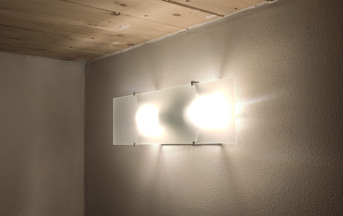 Výrobky seriové výroby - svítidla, dopňky strojů, mříže...