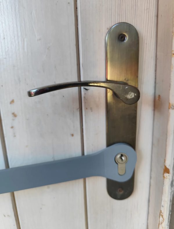 Otvírač zamčených dveří – LockSnap